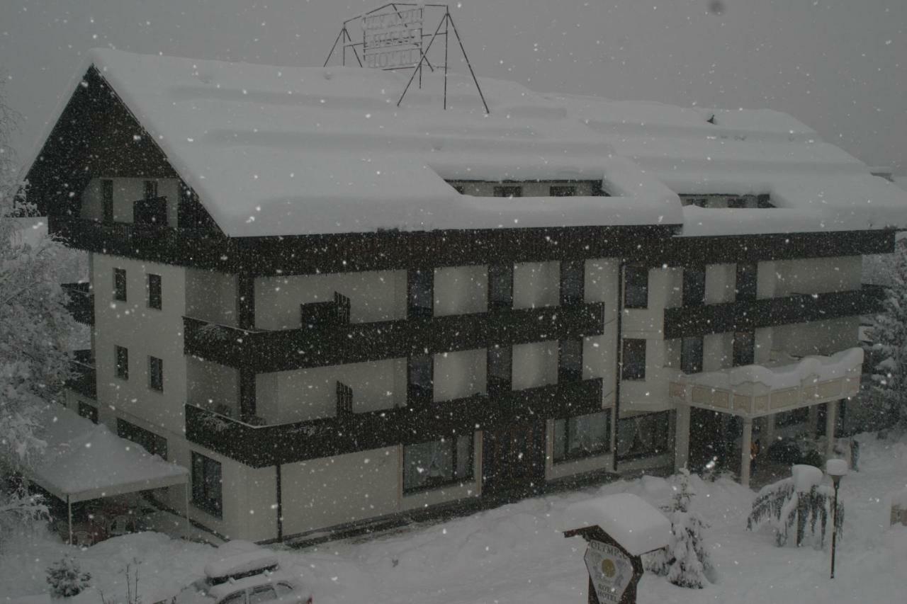 Royal Olympic Hotel Pinzolo Bagian luar foto